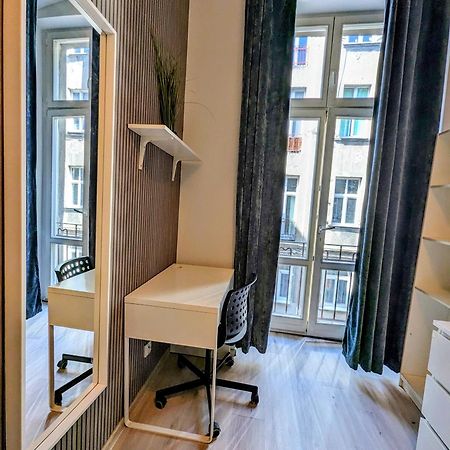 Centrum Fabryczna Rooms ウッチ エクステリア 写真